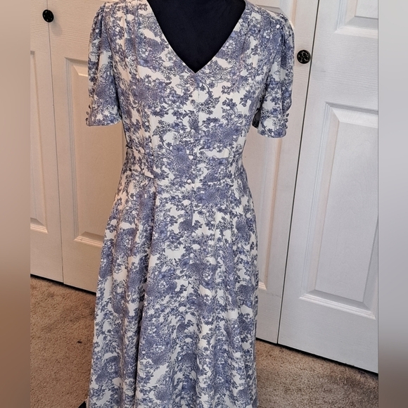 Julia Jordan Floral Print Puff Sleeve Gauze Midi Dress.  Size 10 - Picture 1 of 8
